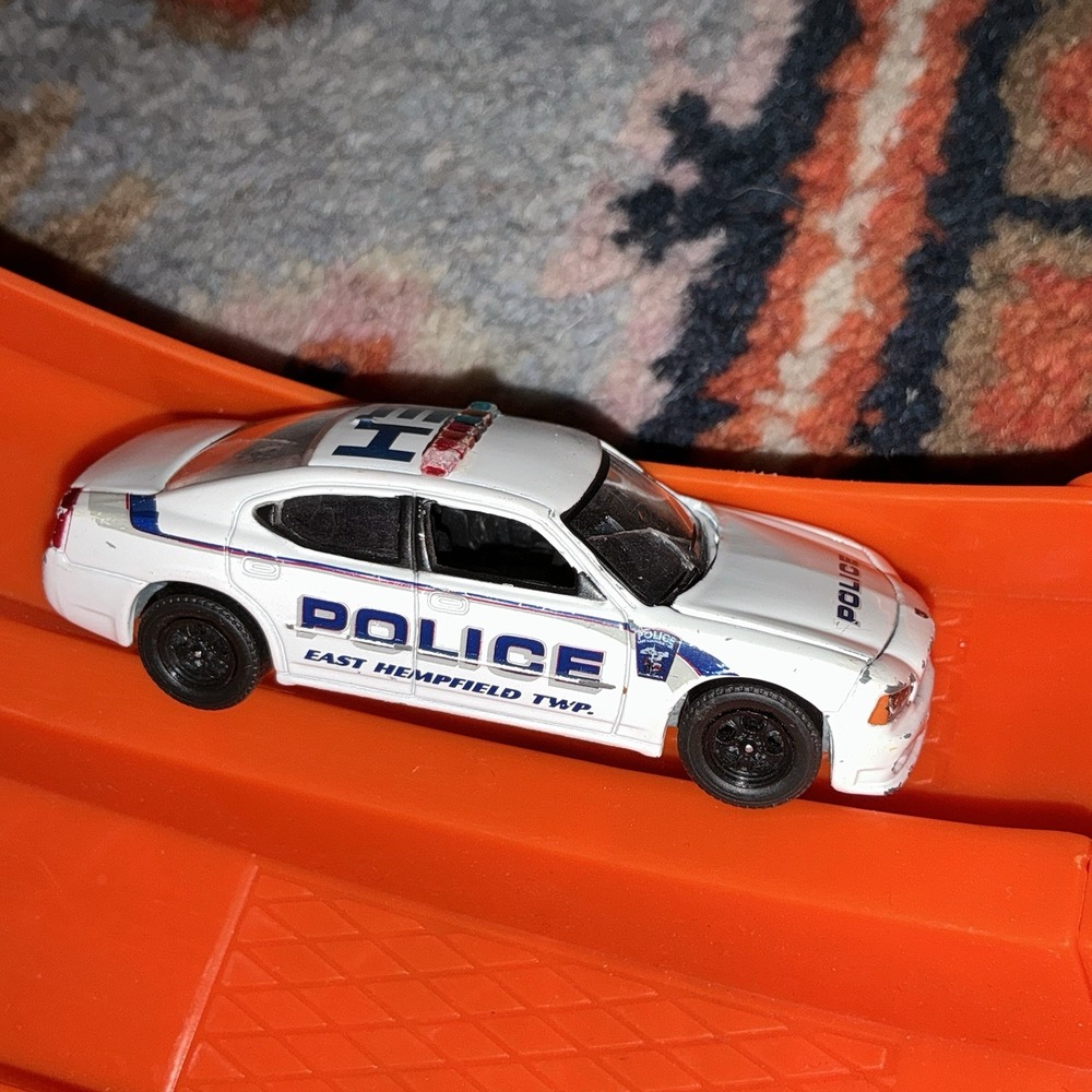 GREENLIGHT WHITE 2012 DODGE CHARGER PURSUIT EAST HEMPFIELD TWP PA POLICE CAR